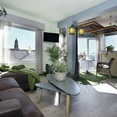 Iloftmalaga Luxury Garden Apartment Exterior photo